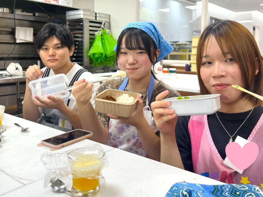 飛鳥未来きずな高校様クッキングクラス［ハンバーグ弁当編］
